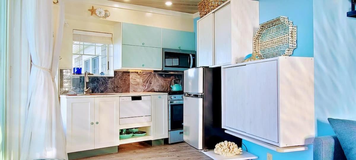 פלטסבורג Loza House Coastal Design Unit With Lake & Mountain Views מראה חיצוני תמונה