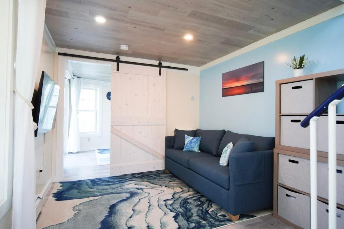 פלטסבורג Loza House Coastal Design Unit With Lake & Mountain Views מראה חיצוני תמונה